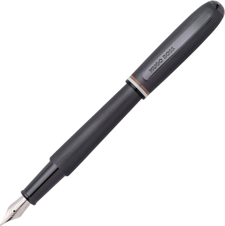 Hugo Boss Contour Iconic Füllfederhalter aus Messing und Aluminium in der Farbe Schwarz, Länge: 13,6