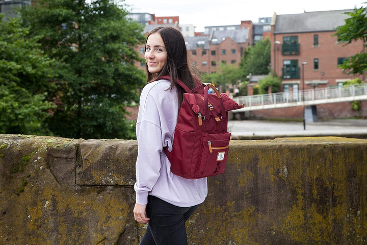 SEVENTEEN LONDON – Moderner und stilvoller ‘Canary Wharf’ Rucksack mit einem klassischen gefalteten