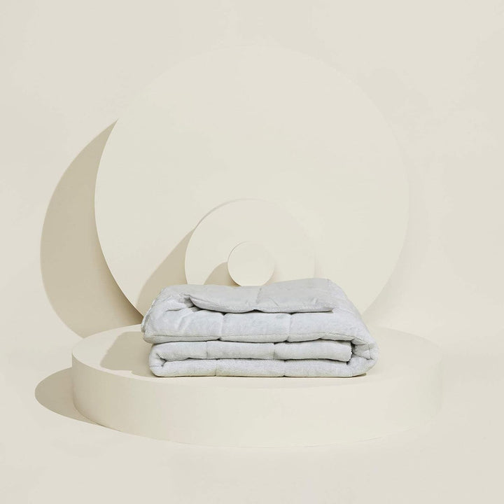 Slumber Cloud Plüschdecke mit ClimaDry Faserfüllung (152x177cm) - American Styled Bedding