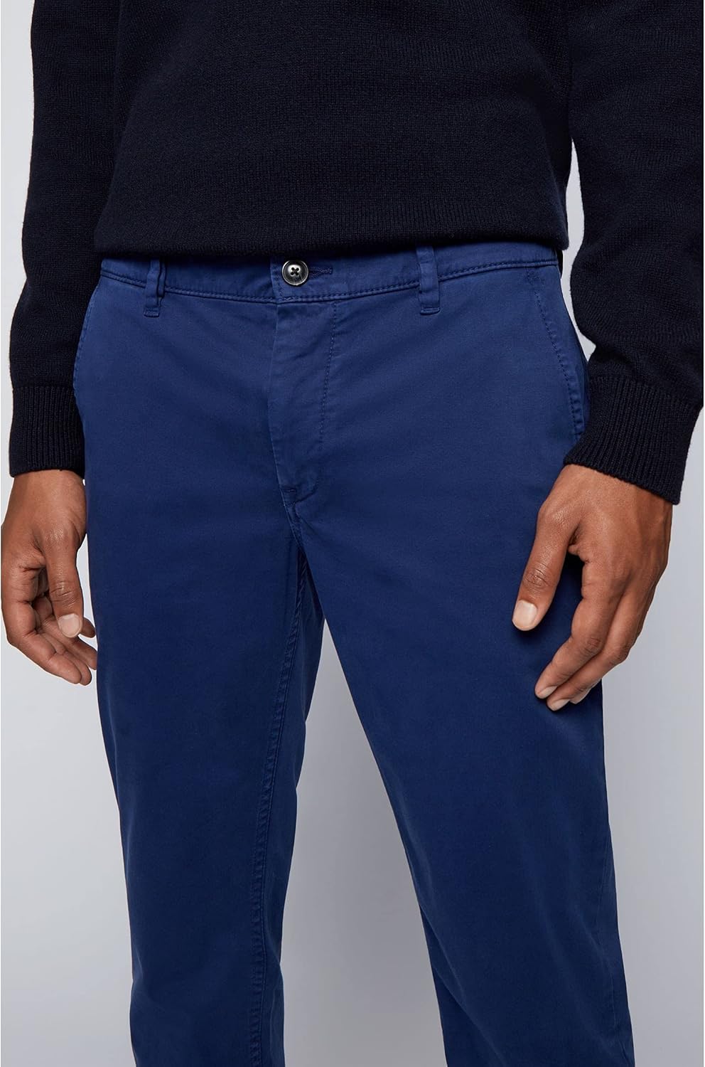 BOSS Herren Schino-Taber-1 D Tapered-Fit Chino aus überfärbtem Baumwoll-Satin mit Elasthan-Anteil 29