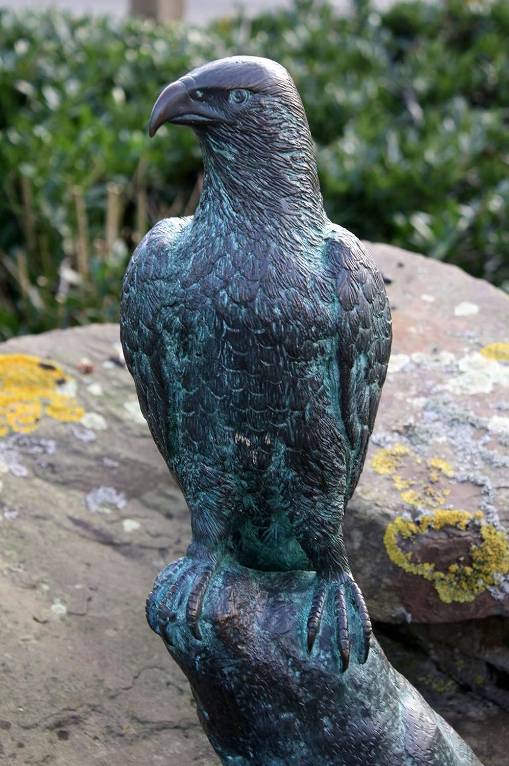 H. Packmor GmbH Bronzefigur Adler auf Felsen Raubvogel Vogel Gartendekoration Vogelskulptur