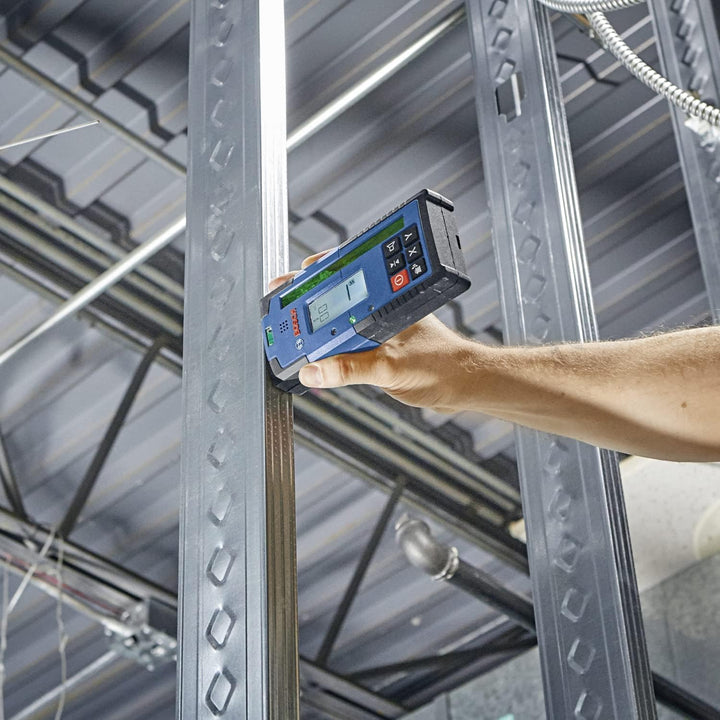 Bosch Professional Laserempfänger LR 65 G (Empfängerhalterung RB 60, 2 AA-Batterien, Reichweite: bis