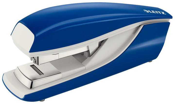 Leitz Flachheftgerät aus Metall, Für 40 Blatt, Inkl. Heftklammern, Ergonomisches Design, Blau, NeXXt