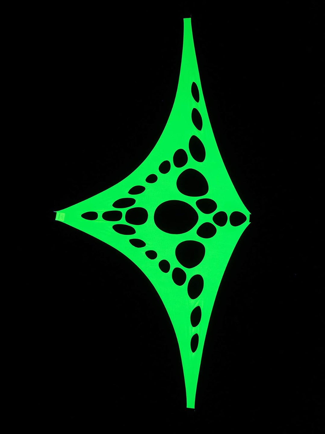 PSYWORK Schwarzlicht Segel Spandex | PSY Suzy Triangle | Gelb | 1,5 x 2m | UV-aktiv | Leuchtend | Wa