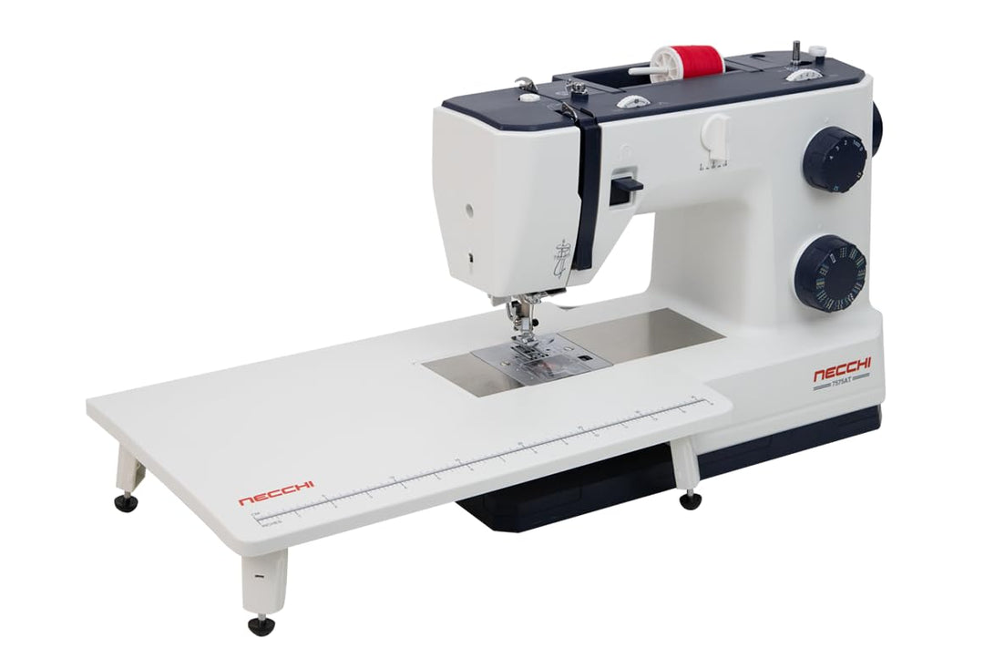 Necchi Q132A Nähmaschine mit Anschiebetisch | 32 Stitch | Horizontal Greifersystem