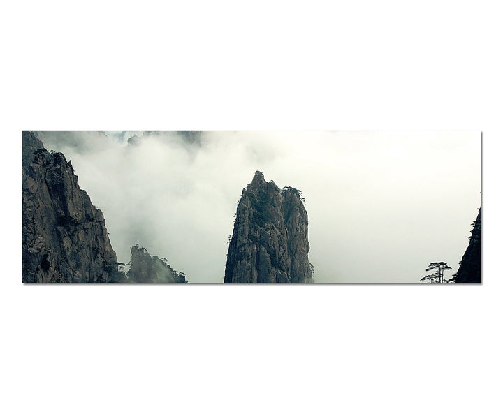 Paul Sinus Art Panoramabild auf Leinwand und Keilrahmen 150x50cm China Huang Berg Nebel Wolken