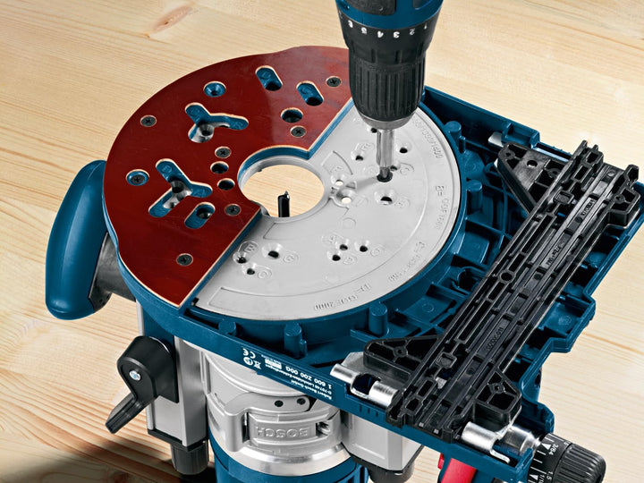 Bosch Professional Adapter für Führungsschiene FSN OFA (für den Einsatz beim geführten Fräsen mit Bo