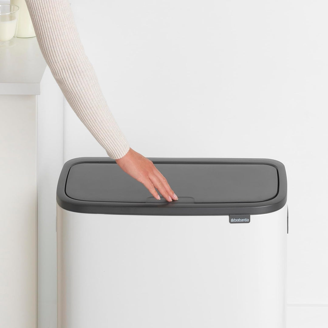 Brabantia Bo Touch Bin mit 2 Innen eimern, 2 x 30 Liter, Weiss 2 Inneneimer (2 x 30L) weiss, 2 Innen