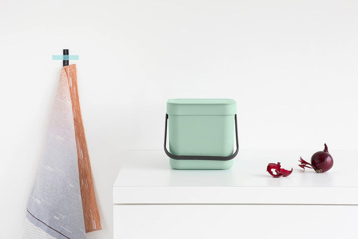 Brabantia - Sort & Go Abfallbehälter 6L - Kleiner Recyclingbehälter - Tragegriff - Pflegeleicht - Fü
