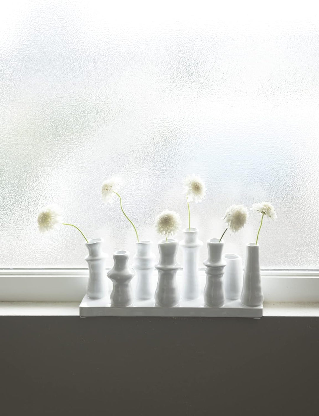 Bloomingville Steingut, mit 8 Fächern Vase, Weiss, 11" L x 3" W x 5" H