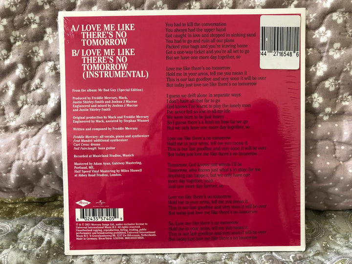 Love Me Like There's No Tomorrow, Vinyl