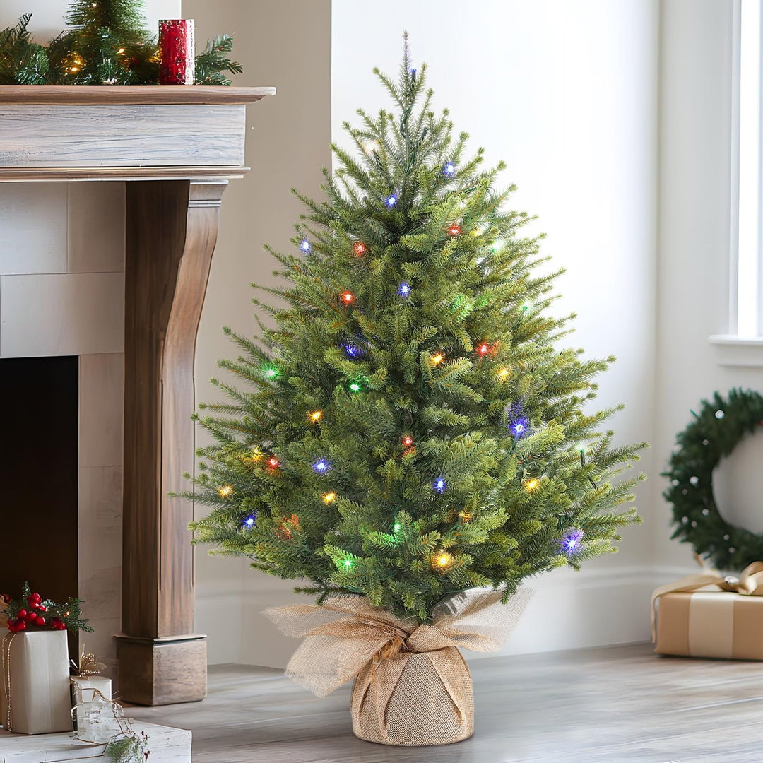 Alupssuc 2 Fuss Beleuchteter Künstlicher Mini-Weihnachtsbaum, 100% PE-Zweige mit Sockel aus Leinensa