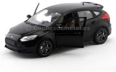 Minichamps 110082000 Ford Focus ST 2011 - schwarz