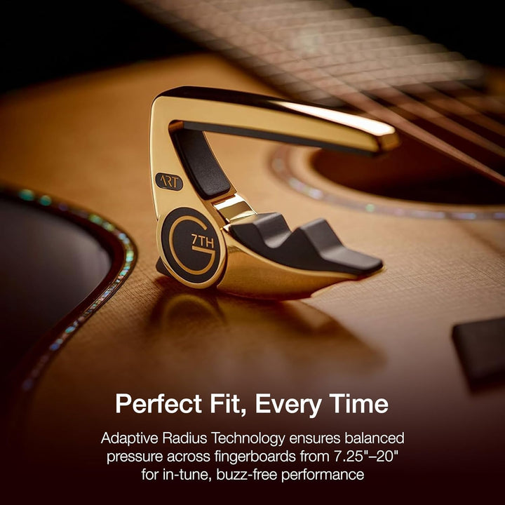 G7th Capodaster Performance 3 Art 6 Strings Gold C81053 63g/2.2oz. Unauffällig und nicht aufdringlic