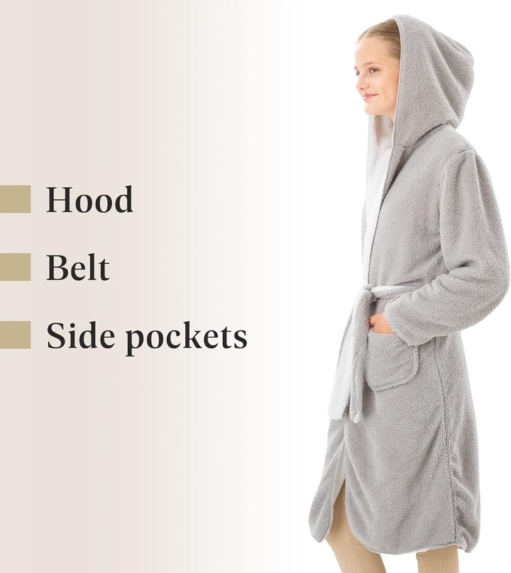 HOMELEVEL Kuschelfleece Bademantel für Kinder - Sherpa Morgenmantel mit Taschen Schalkragen Gürtel -