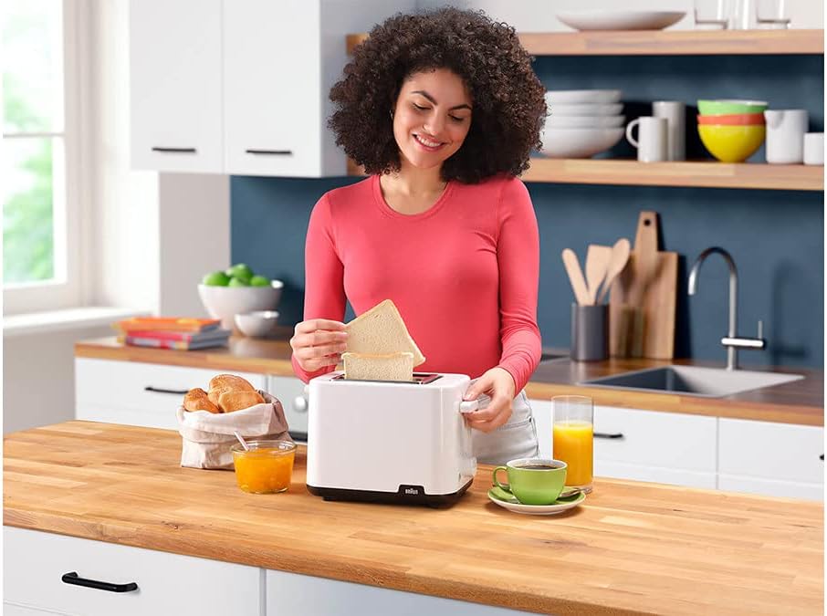 Braun Breakfast1 HT1010WH Toaster with 2 Slots, 8 Toast Levels, Pull Out Tray, Bread Lifter, Bun War