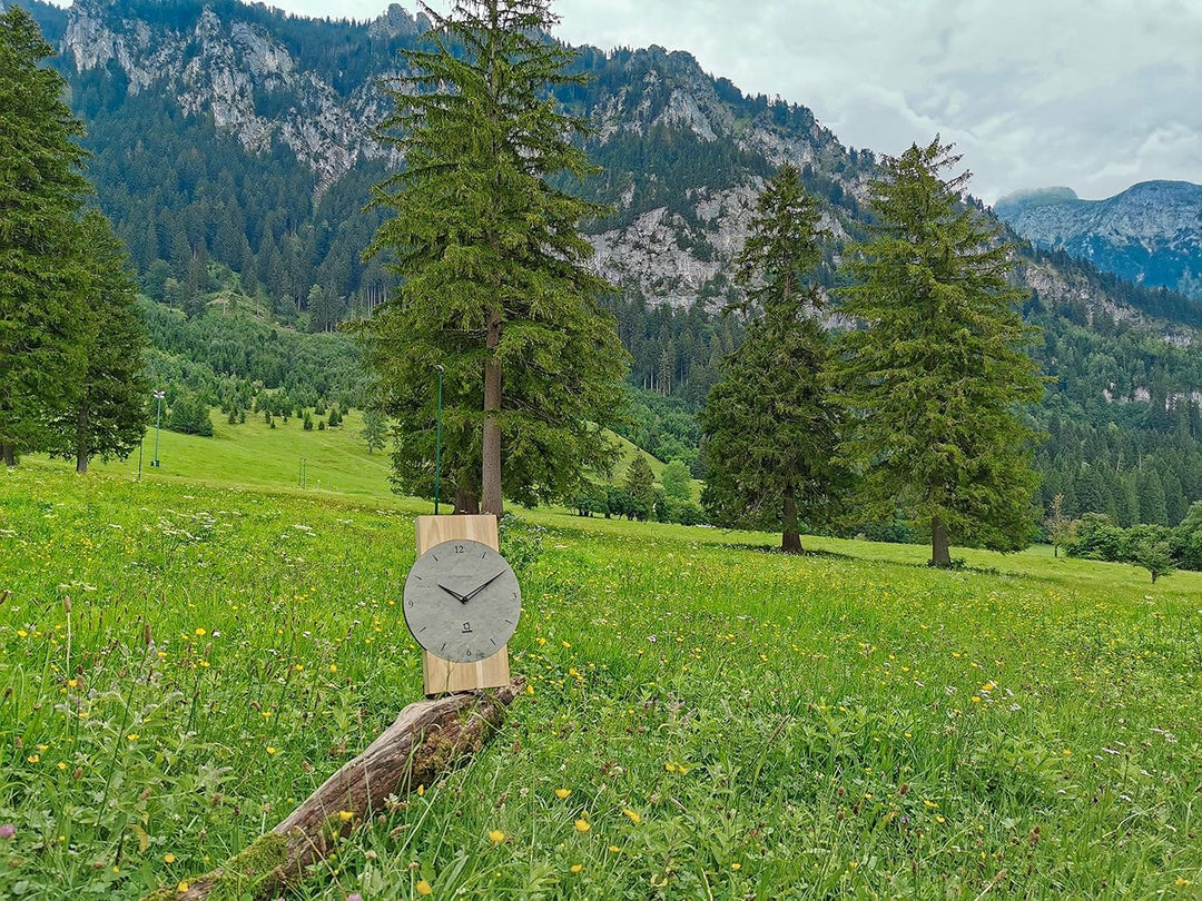 Natuhr Schiefer Wanduhr - Zugspitze - Holz Eiche Schiefer Stein Made in Germany (Heller Schiefer - E
