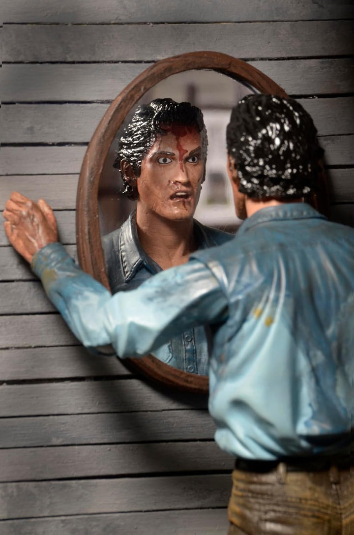 Evil Dead Ultimate Ash Actionfigur, 17,8 cm