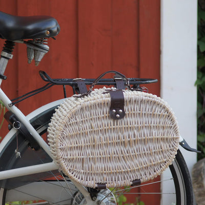 UNUS Fahrradkorb/Picknickkorb oval weiss Kühlfunktion mit passenden Besteck Porzellan 2 Personen