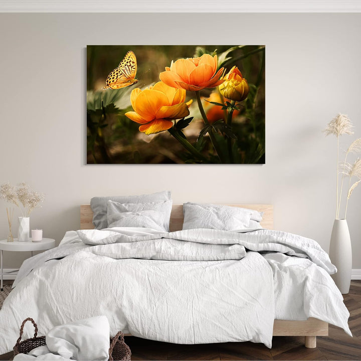 Printed Paintings Leinwand (100x70cm): Blumenbilder Schmetterling auf gelb-orangen Blumen 100x70 cm,