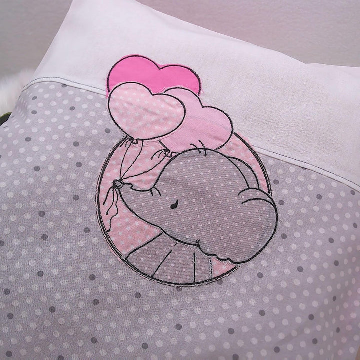 Puppenbettwäsche, 2tlg. gesticktem Elefantenkind Lotta mit Herzen Ballons Decke 40h x 32b, Kissen 16