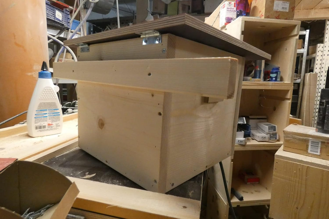 Hummelkasten zum Stellen oder aufhängen, mit Wachsmottensperre, 2X Sichtfenster und Nistmaterial ede