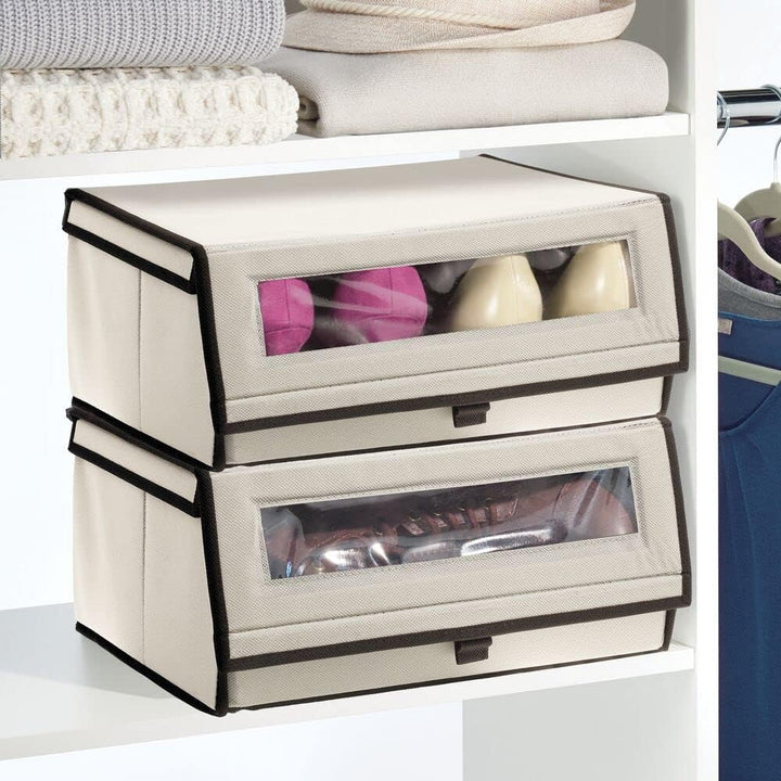 mDesign Schuhbox aus Stoff (2 Stück) - Stapelbare Aufbewahrungsbox mit Bullauge, Reissverschluss und
