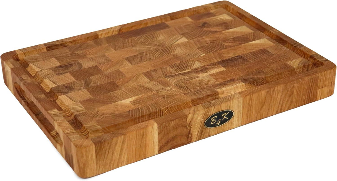 B4K® 35х25х4cm Küchenbrett aus Eiche Stirnholz | Antibakterielles Hirnholzbrett mit Griffen, Silikon