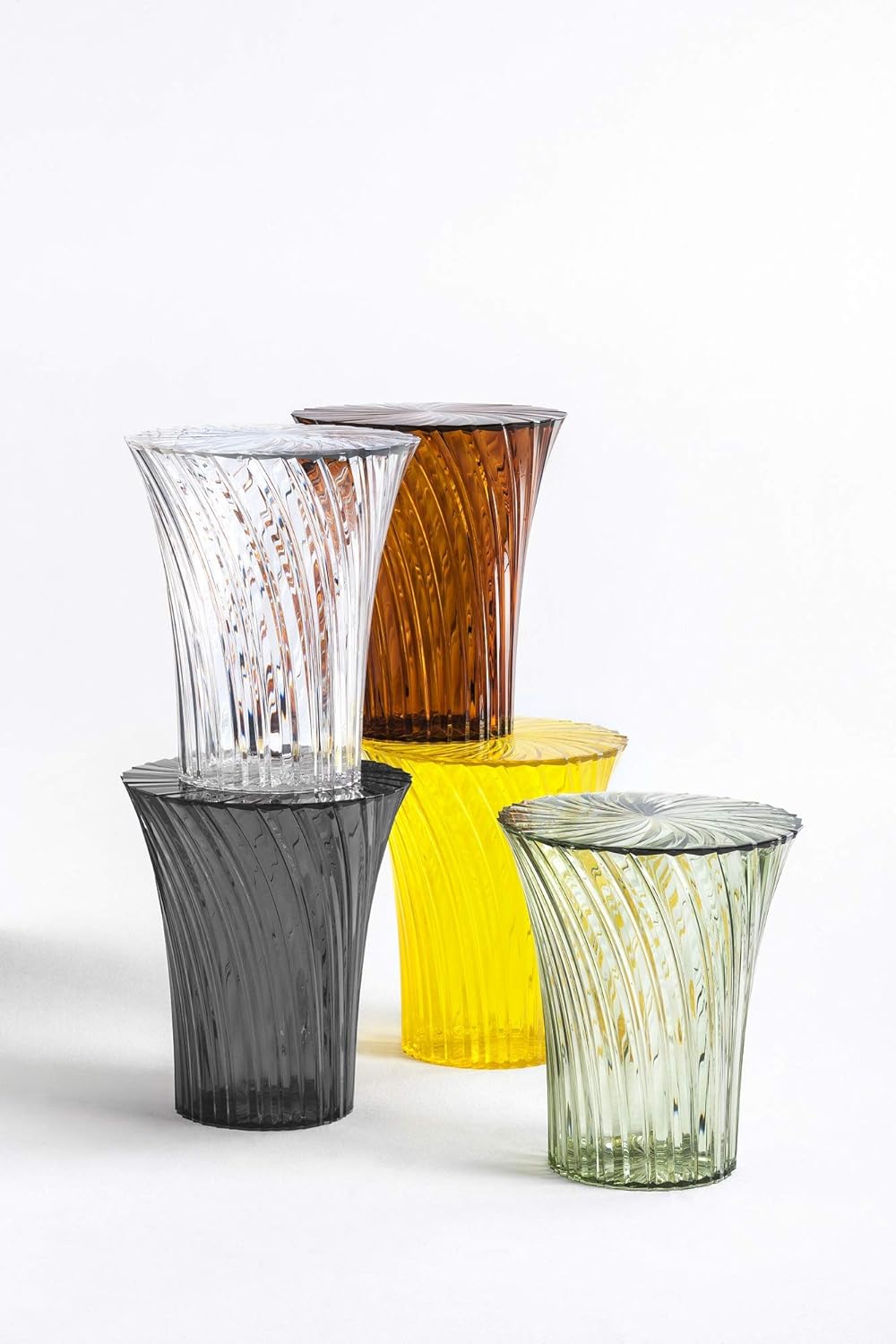 Kartell Sparkle, Bambus, fume', 38 x 44 x 38 cm Sgabello Fumè, Sgabello Fumè
