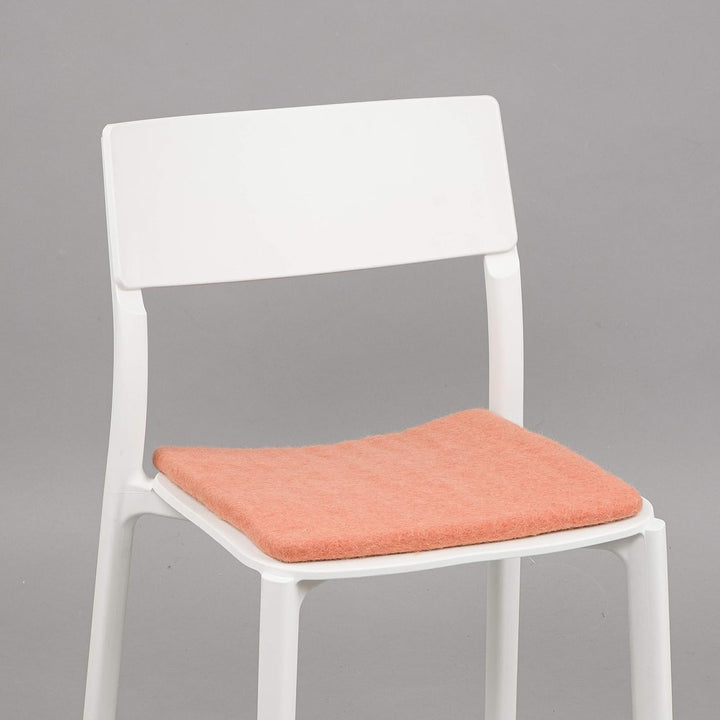 myfelt Flache Filz Sitzauflage, Filz Stuhlauflage - Lea - quadratisch, 36x36 cm, Lachsfarben, Lachsf