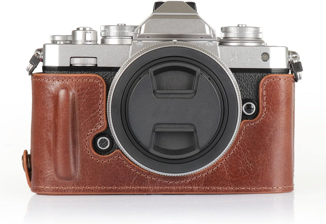 MegaGear MG2016 Ever Ready Genuine Leather Camera Half Case Compatible with Nikon Z fc (Braun), Brau