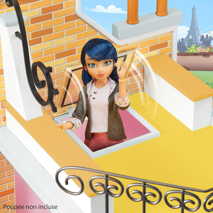 Bandai - Miraculous Ladybug - Marinettes Zimmer - Spielwelt kompatibel mit 26 cm Puppen - P50660, Ma
