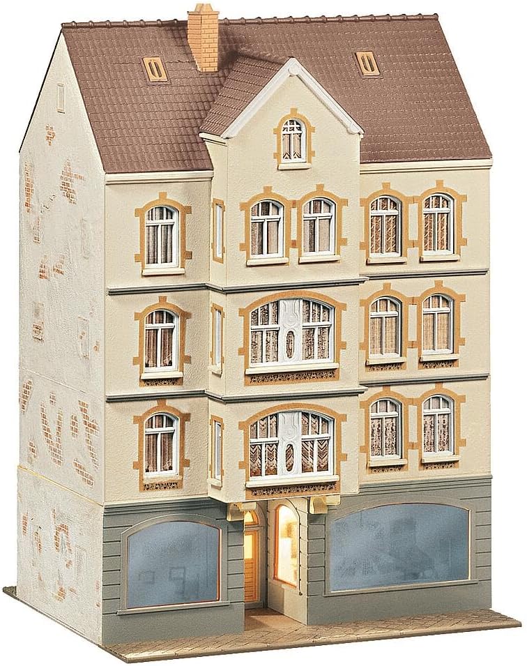FALLER 130447 - Stadthaus mit Kneipe 135 x 125 x 200 mm