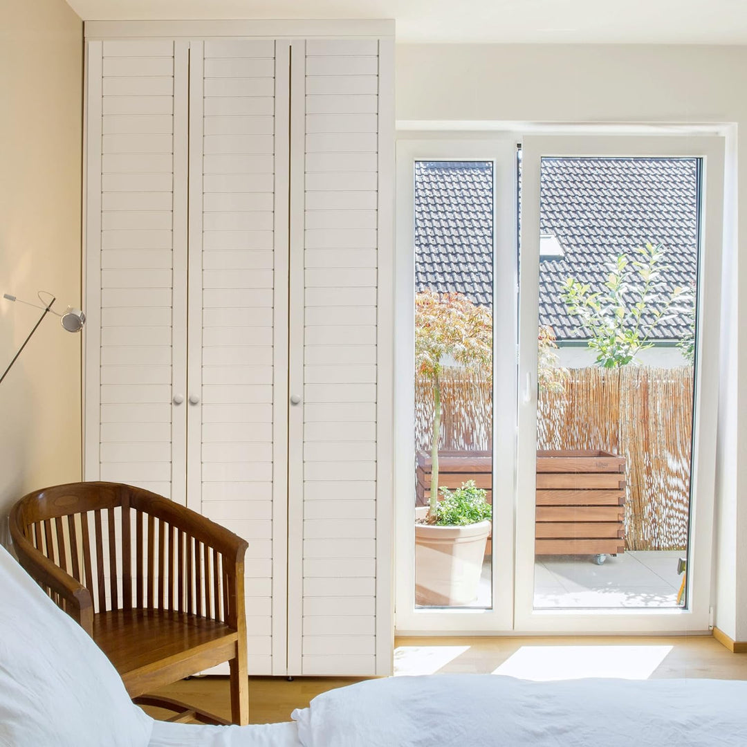 DecoMeister Lamellentür weiss seidenmatt aus Holz Massivholz Holztür Schranktür mit geschlossenen Pr