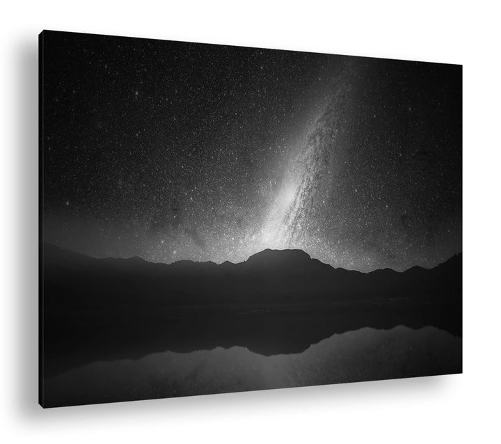 deyoli Erhellter Nachthimmel Effekt: Schwarz&Weiss, Format: 80x60 als Leinwandbild, Motiv fertig ger