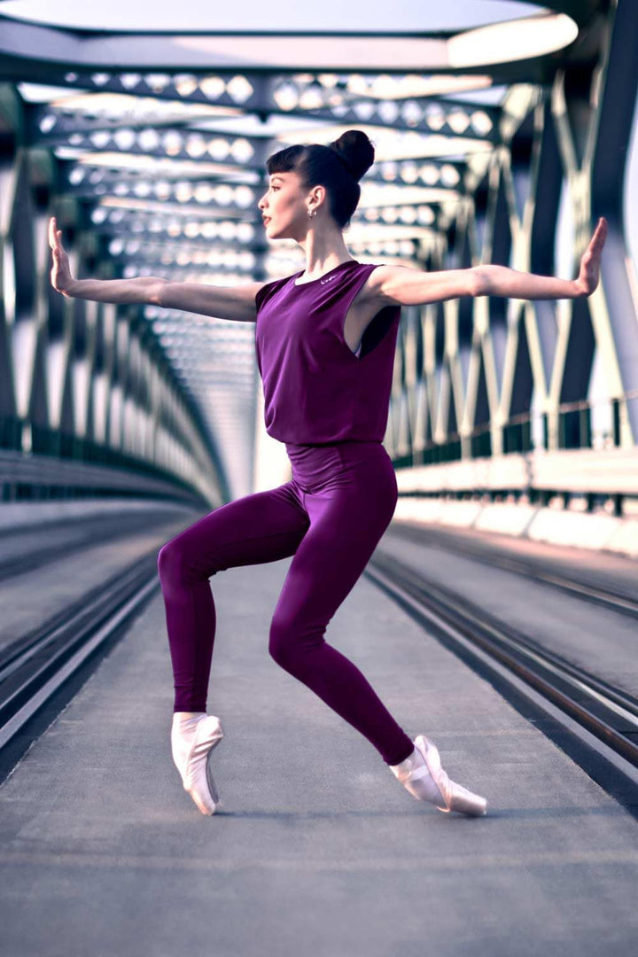 WINSHAPE Damen Functional Comfort Jumpsuit Js102lsc Jumpsuit (1er Pack) M Dark-Plum, M Dark-Plum