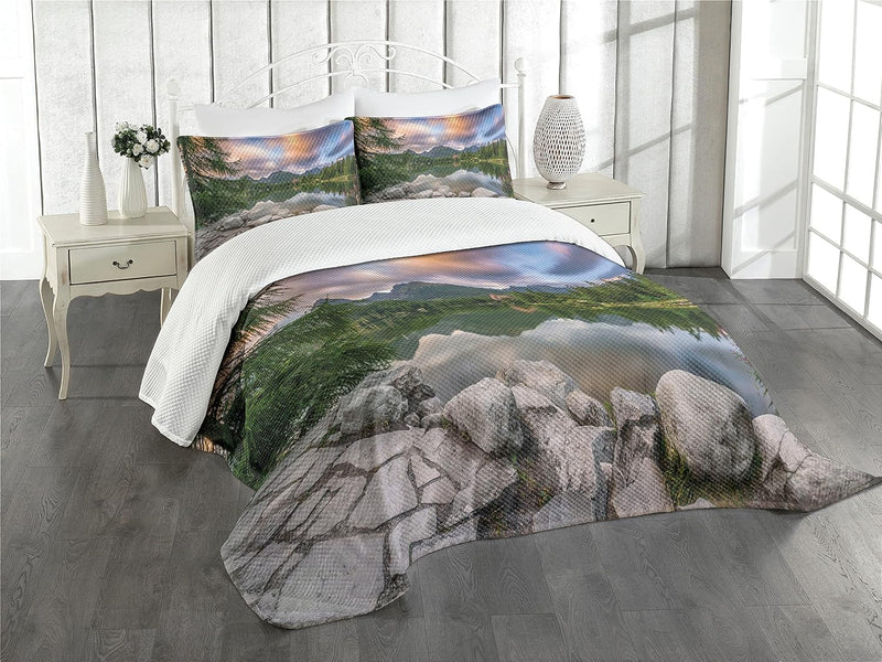 ABAKUHAUS Berg Tagesdecke Set, See durch Wald Berg, Set mit Kissenbezügen Waschbar, für Doppelbetten
