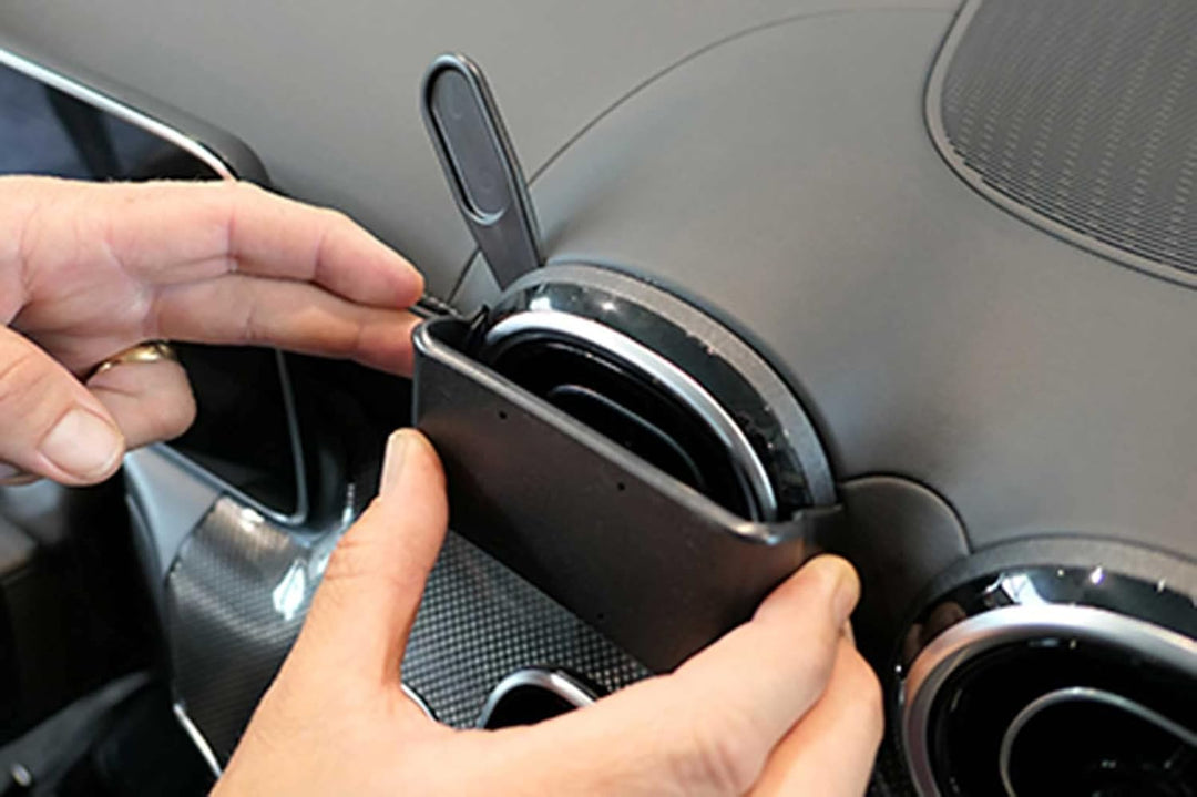 Brodit | ProClip Fahrzeughalter 855699 | Made IN Sweden | Mittelbefestigung | für linkslenkende Fahr