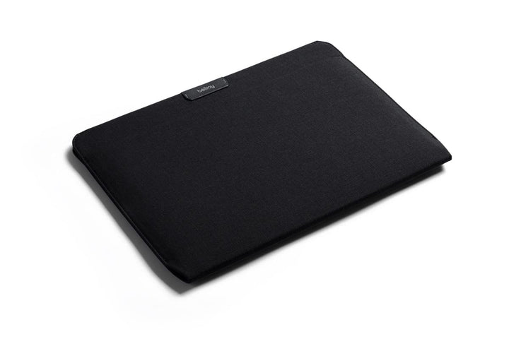 Bellroy Laptop Sleeve (14’’ Laptop, wasserabweisendes recyceltes Gewebe, Magnetverschluss) - Black S