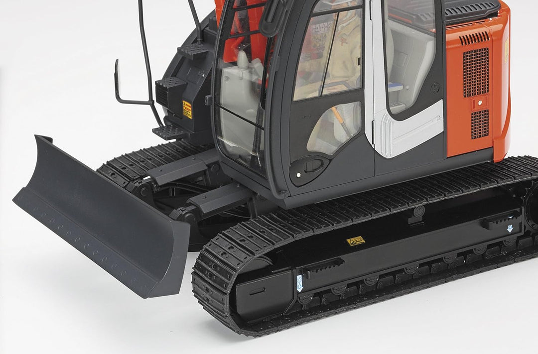 Hasegawa HWM01 1/35 Hitachi Bagger ZAXIS 135US, Farbig