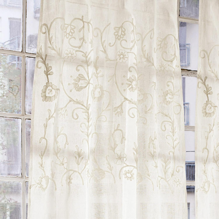 Loberon® Gardine Judie, Leinen, mit zarter Stickerei, romantischer Look, Befestigung durch dekorativ