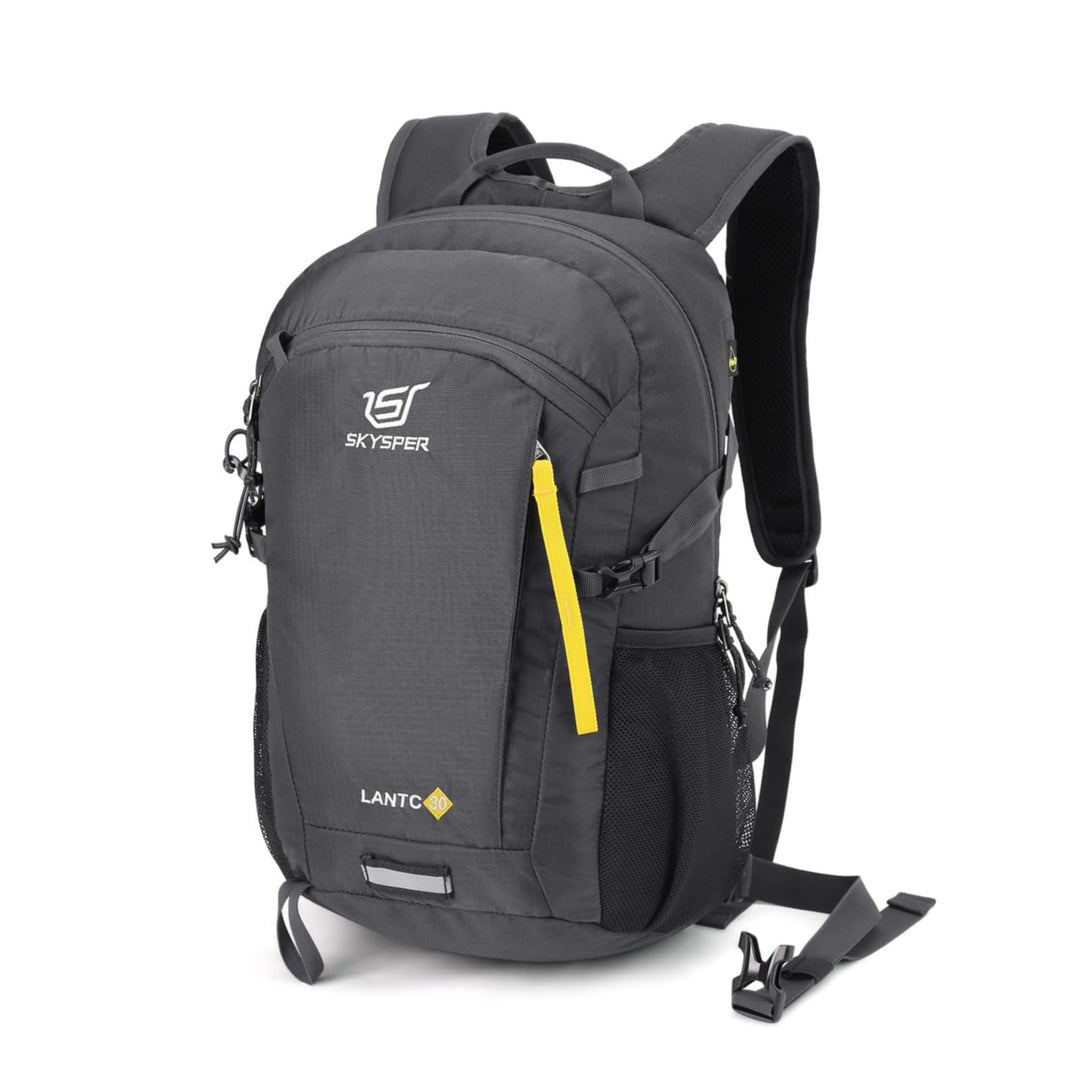 SKYSPER Leicht Wanderrucksack Klein Rucksack mit Rückenbelüftung Trekkingrucksack aus atmungsaktivem