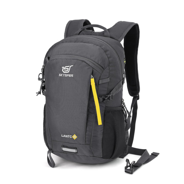 SKYSPER Leicht Wanderrucksack Klein Rucksack mit Rückenbelüftung Trekkingrucksack aus atmungsaktivem