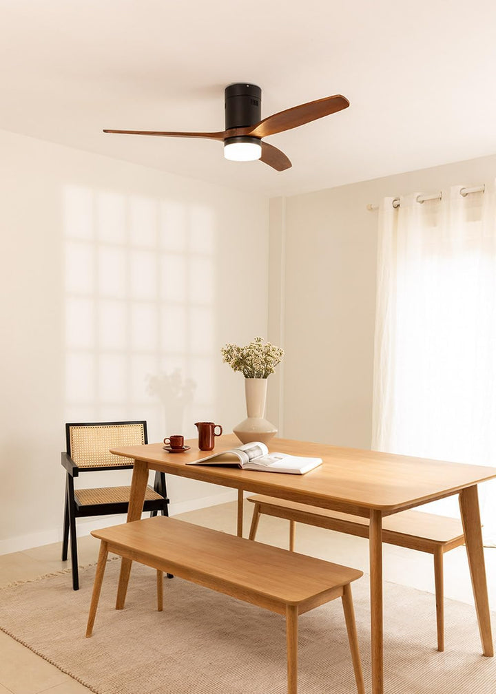 CREATE / WINDCALM/Deckenventilator mit Beleuchtung und Ferbedienung, schwarzer Sockel mit dunklen Ho