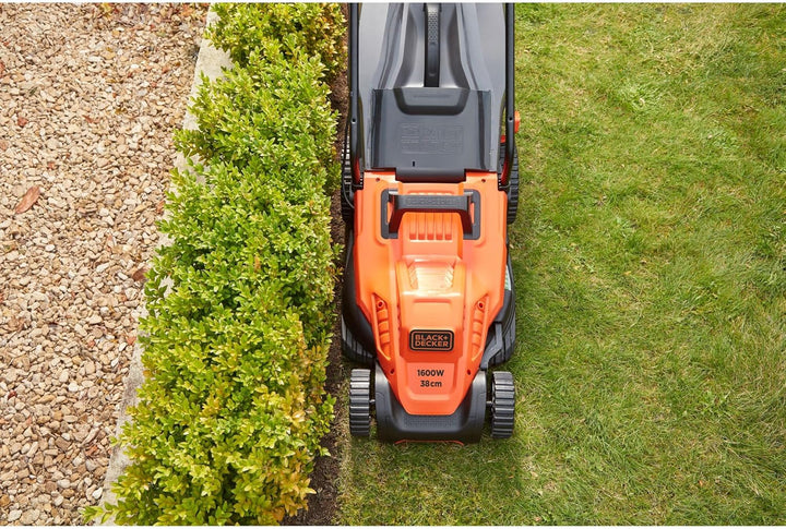Black+Decker Elektro-Rasenmäher mit EasySteer Lenkgriff (1.600W, 38cm Schnittbreite, 6-fach Höhenver