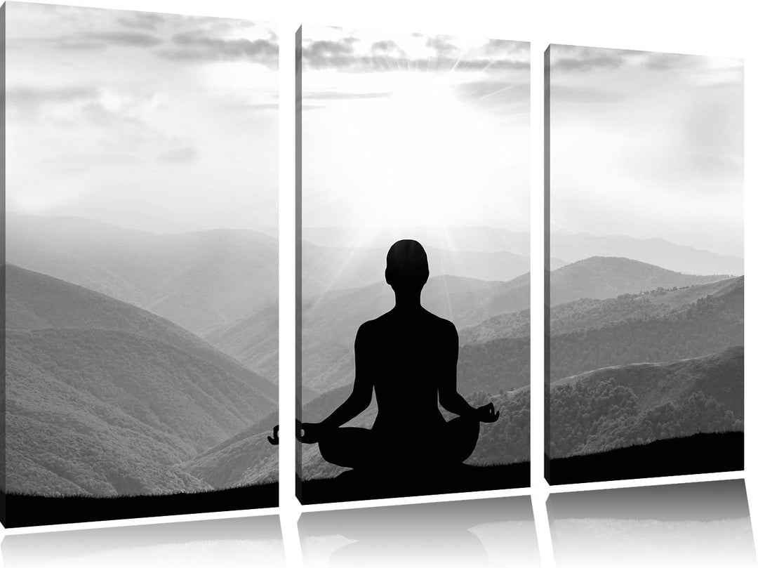 Pixxprint Meditierender Mensch in den Bergen als Leinwandbild/Grösse: 3 Teilig (120x80 cm) cm/Wandbi