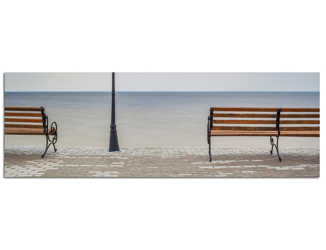 Paul Sinus Art Panoramabild auf Leinwand und Keilrahmen 120x40cm Meer Bänke Laterne Herbst