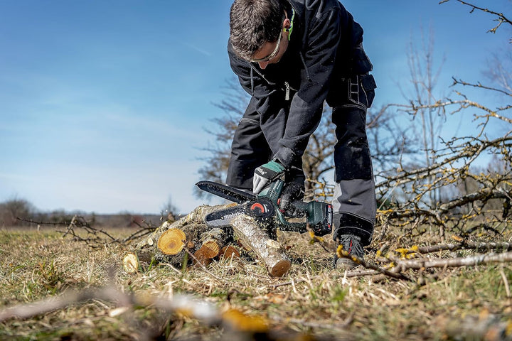 Metabo Akku Gehölzsäge (Holzsäge ohne Akku, kleine Kettensäge 15 cm, ohne metaBox, Gartensäge) 60085