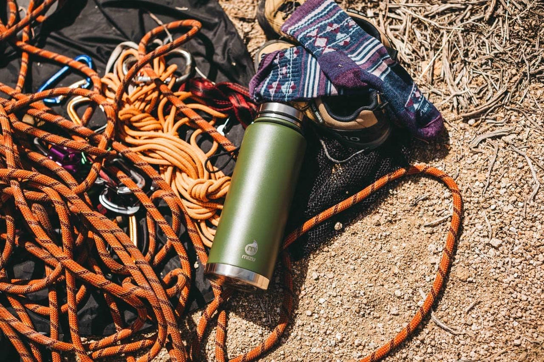 Mizu V12 Bottle, Black, One Size