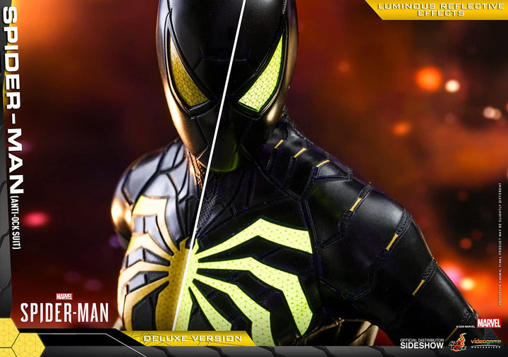 Hot Toys 1:6 Spider-Man Anti-Ock Suit Deluxe, Mehrfarbig, 45,7 cm (HT906796)